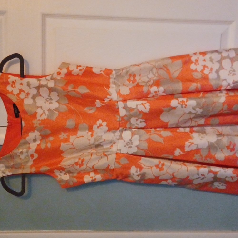 EUC R&K Coral and Taupe Floral dress